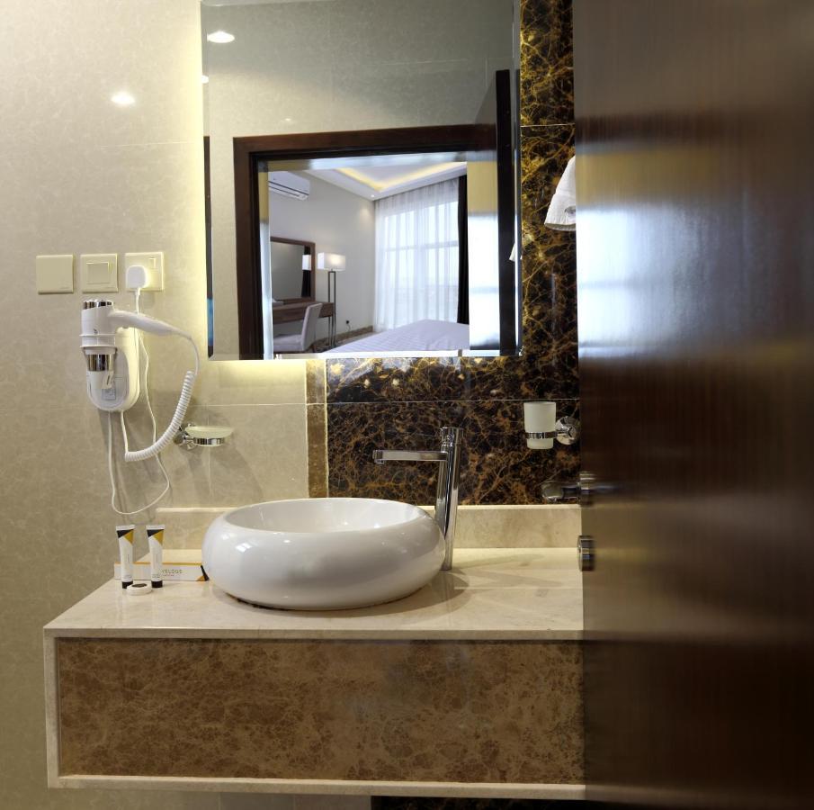 فندق كود العربية Kud Al Arabya Apartment Hotel Khamis Mushait Exterior foto